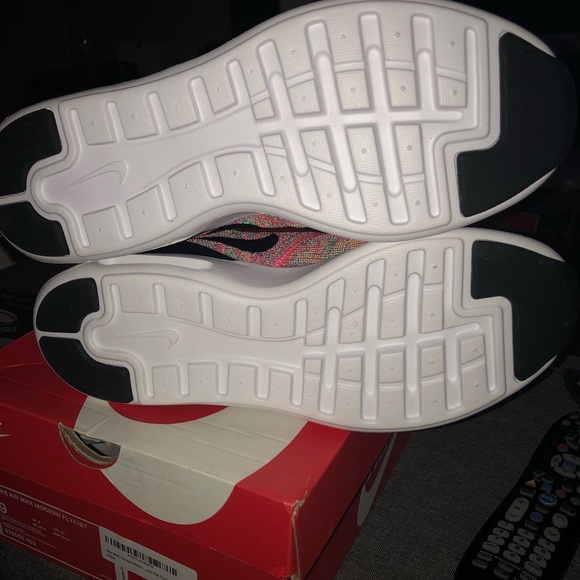 🔥Nike Air Max Modern Flyknit:MultiColor,,NWB🔥 - Picture 6 of 8